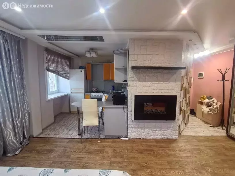 Квартира-студия: Комсомольск-на-Амуре, Октябрьский проспект, 10 (31 м) - Фото 2