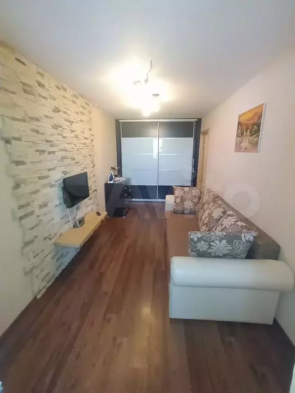 1-к. квартира, 36 м, 6/9 эт. - Фото 0