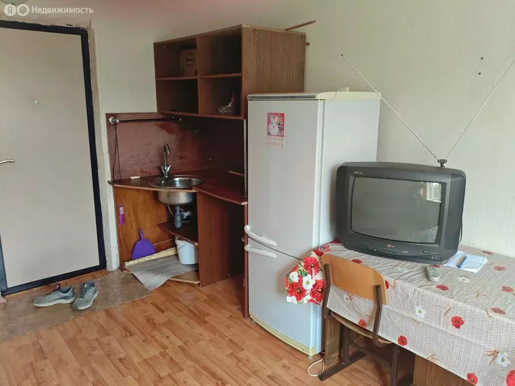 1к в 7-комнатной квартире (13 м) - Фото 1