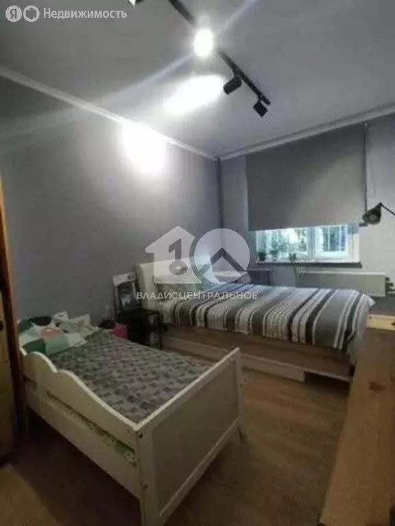 3-комнатная квартира: Новосибирск, улица Селезнёва, 52 (61.6 м) - Фото 1