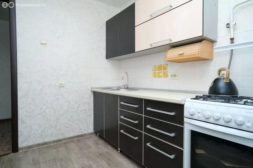 1-комнатная квартира: Казань, улица Челюскина, 68А (31.8 м) - Фото 1