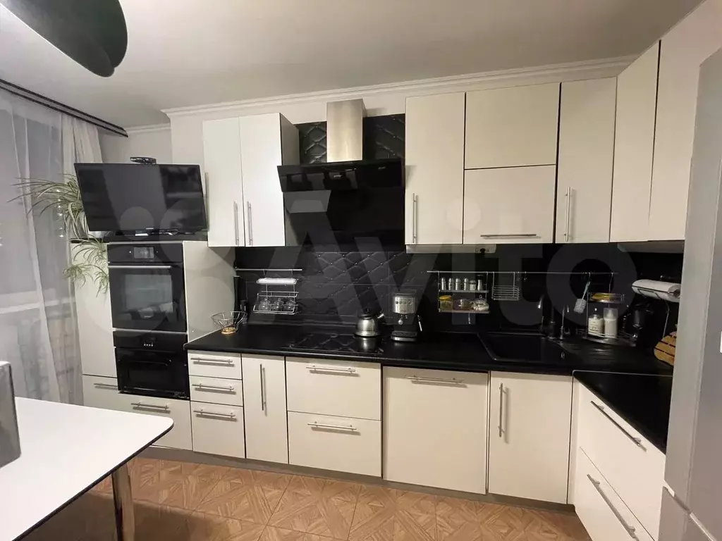 2-к. квартира, 60 м, 11/12 эт. - Фото 0