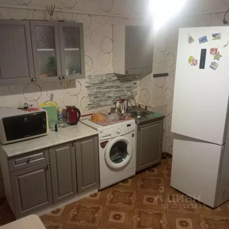 1-к кв. Пермский край, Губаха ул. Островского, 8 (52.4 м) - Фото 1