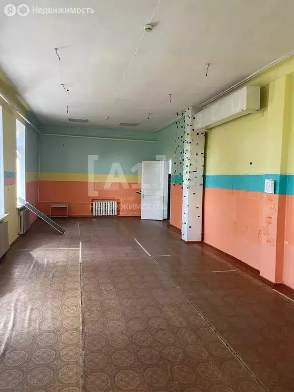 Торговая площадь (1073 м) - Фото 1