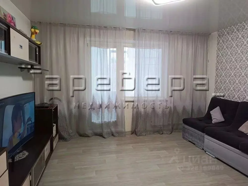 3-к кв. Красноярский край, Красноярск ул. Щорса, 43 (67.0 м) - Фото 1
