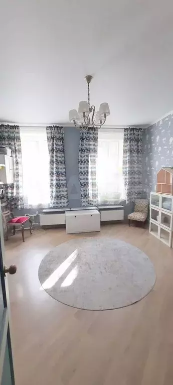 3-к. квартира, 55 м, 4/6 эт. - Фото 0