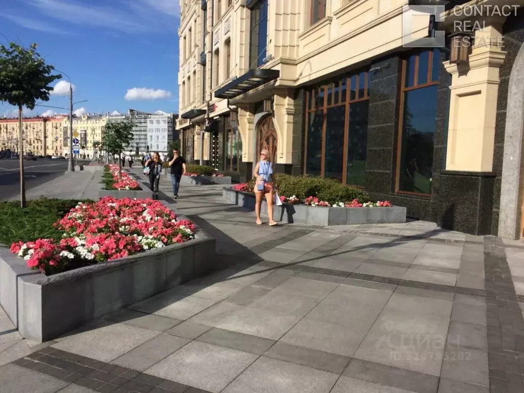 Торговая площадь в Москва ул. Большая Якиманка, 15 (674 м) - Фото 1