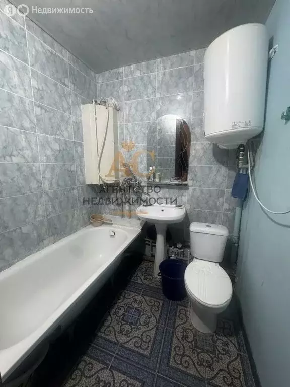 1-комнатная квартира: Приморский, Южная улица, 11 (33 м) - Фото 1