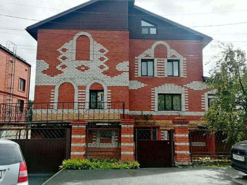 Коттедж в Свердловская область, Нижний Тагил 4-й проезд, 2 (419 м) - Фото 1