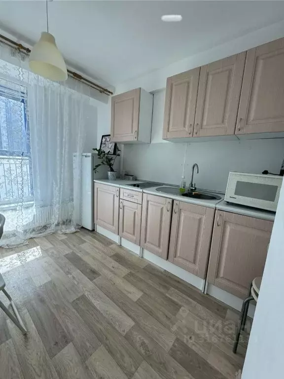1-к кв. Волгоградская область, Волгоград ул. 8-й Воздушной Армии, 10а ... - Фото 1