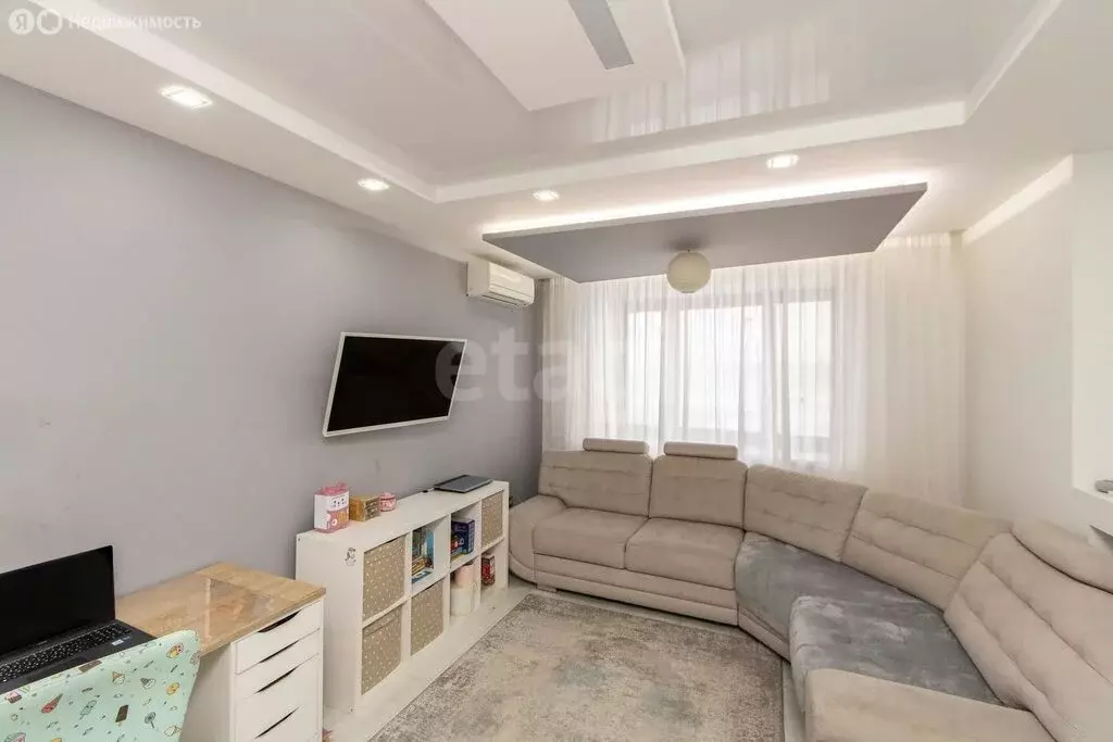 1-комнатная квартира: Тюмень, Харьковская улица, 68 (60 м) - Фото 1