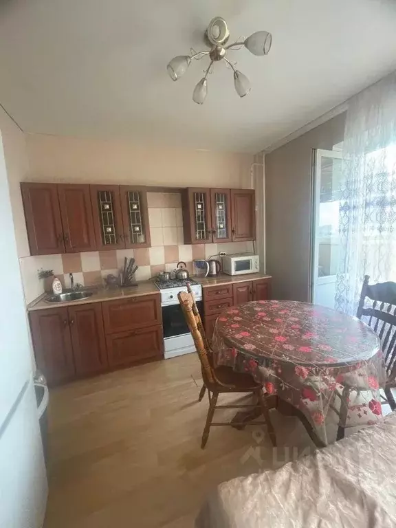 1-к кв. Саратовская область, Энгельс Рабочая ул., 125а (50.0 м) - Фото 0