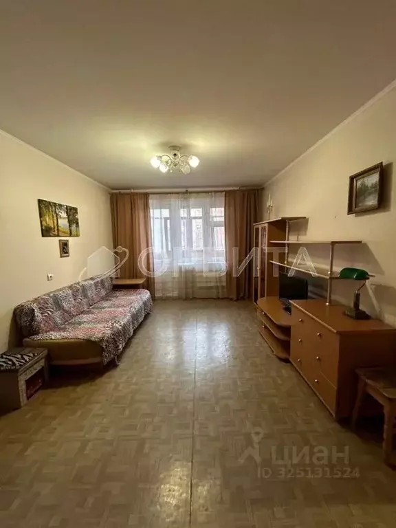 2-к кв. Тюменская область, Тюмень ул. 9 Января, 162 (64.0 м) - Фото 1