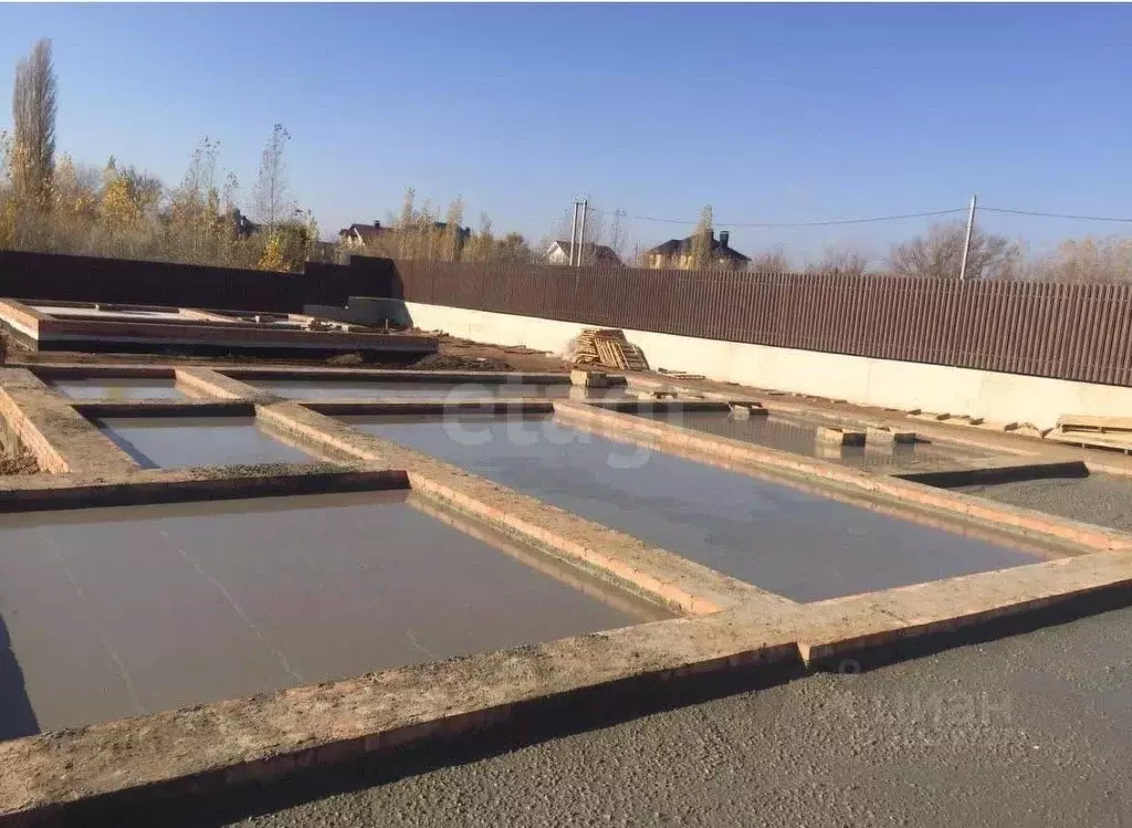 Участок в Саратовская область, Энгельсский район, Красноярское ... - Фото 1