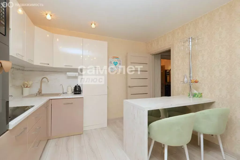 3-комнатная квартира: Кемерово, улица 1-я Линия, 2А (55.5 м) - Фото 1