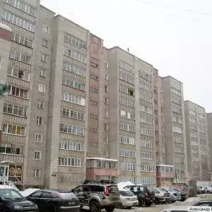 3-к кв. Кировская область, Киров Хлыновская ул., 20 (61.9 м) - Фото 1