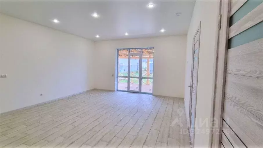 Дом в Свердловская область, Сысертский муниципальный округ, пос. ... - Фото 1