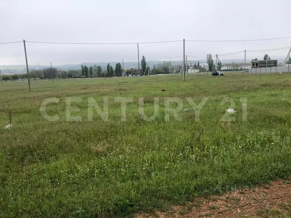 Участок в Севастополь с. Полюшко, ул. Алексея Куликова (4.0 сот.) - Фото 0