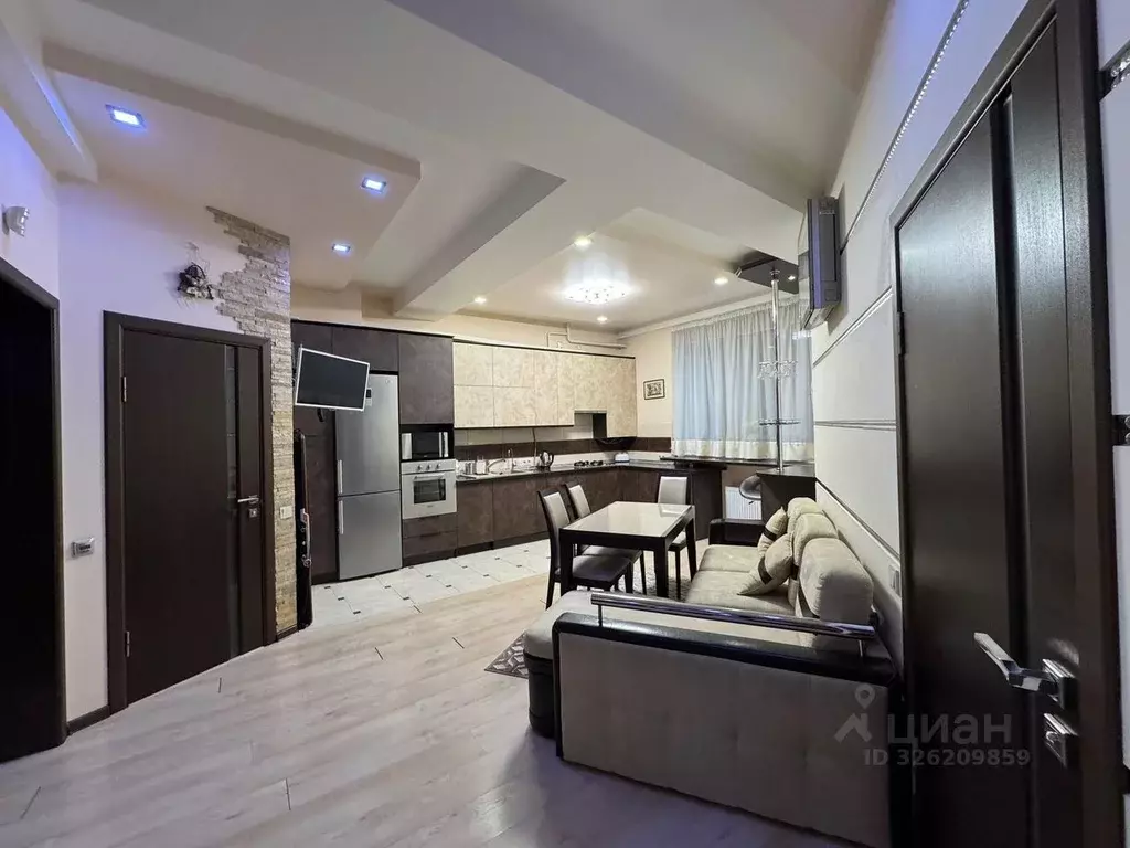 2-к кв. Крым, Симферополь ул. Тренева, 21 (70.0 м) - Фото 2