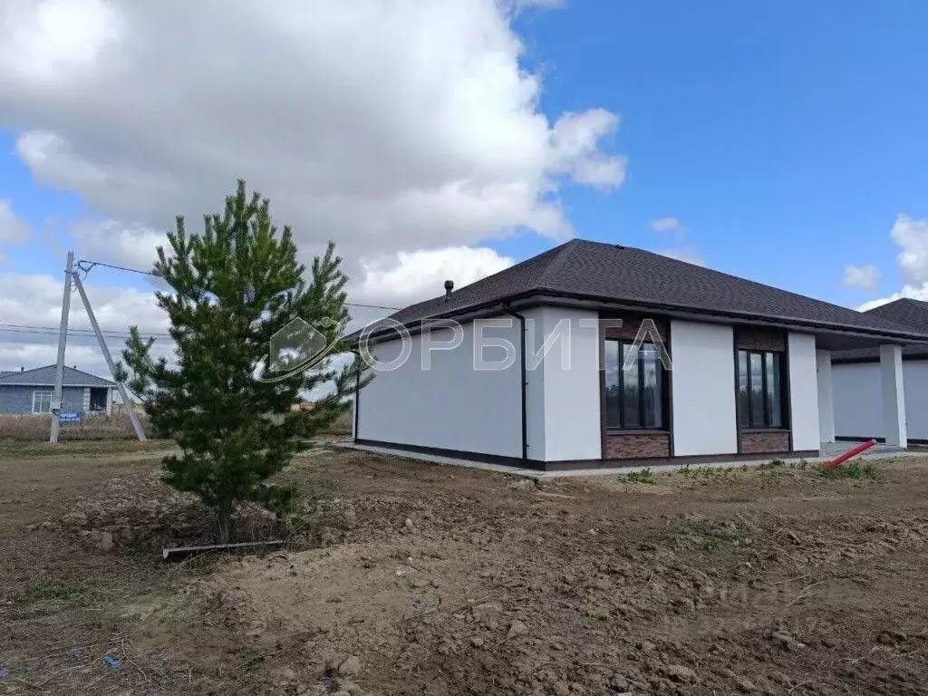 Дом в Тюменская область, Тюменский муниципальный округ, с. Успенка ул. ... - Фото 1