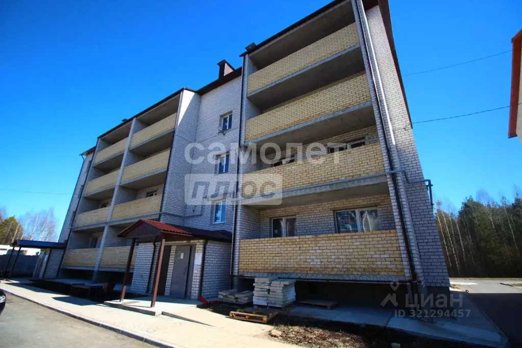 1-к кв. Архангельская область, Коряжма ул. Имени А.Г. Глейха, 16к2 ... - Фото 1