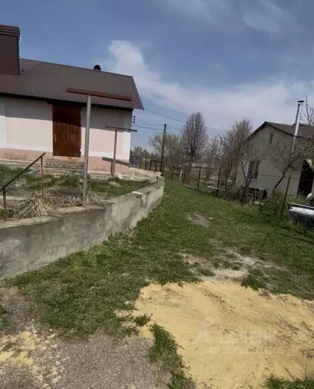Дом в Тульская область, пос. Дубна Октябрьская ул. (127 м) - Фото 1