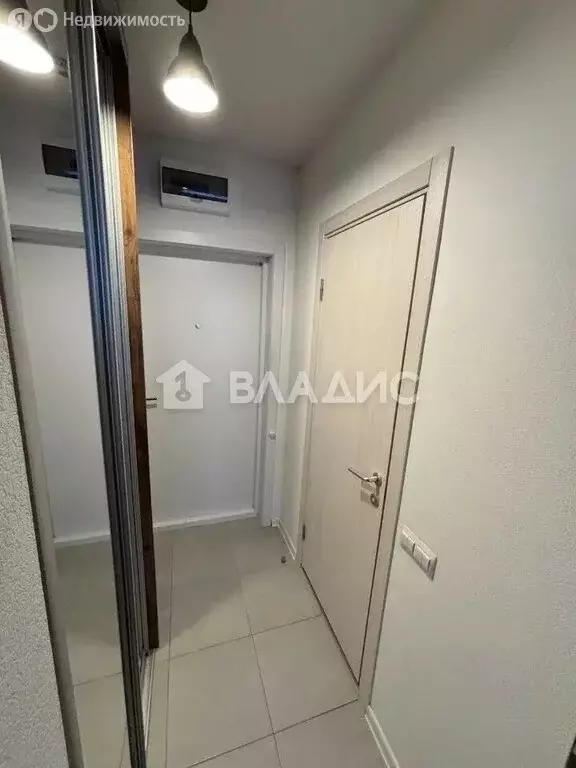 Квартира-студия: посёлок городского типа Боброво, Крымская улица, 7 ... - Фото 2