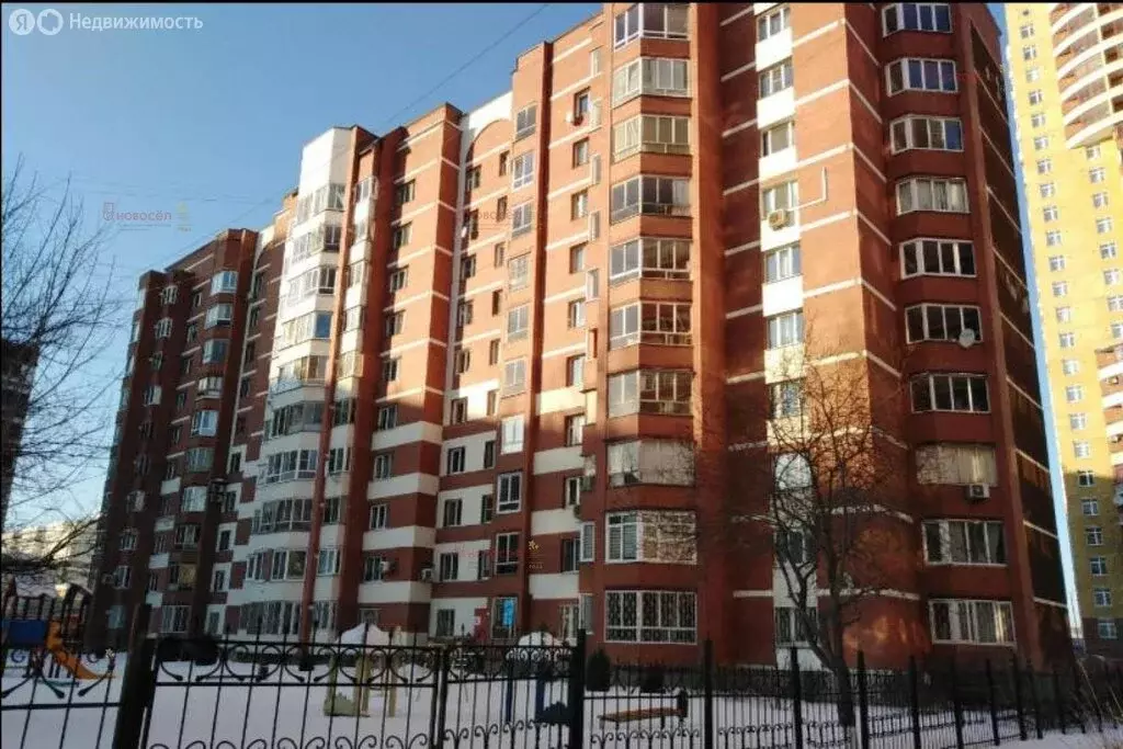 3-комнатная квартира: Екатеринбург, улица Вилонова, 16 (90 м) - Фото 1