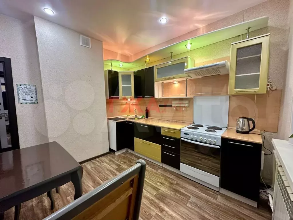 2-к. квартира, 60 м, 9/9 эт. - Фото 1