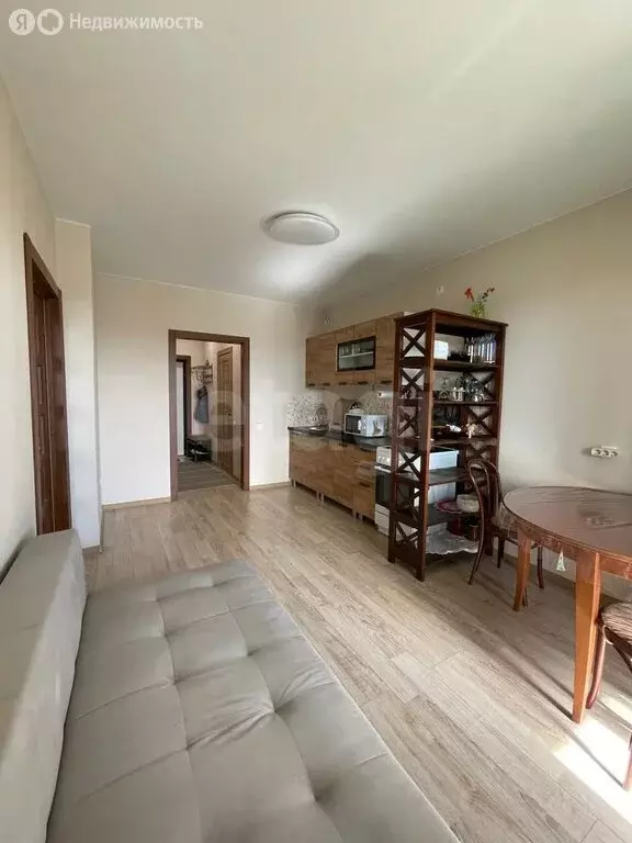 1-комнатная квартира: Тюмень, улица Мельникайте, 38 (48.7 м) - Фото 1