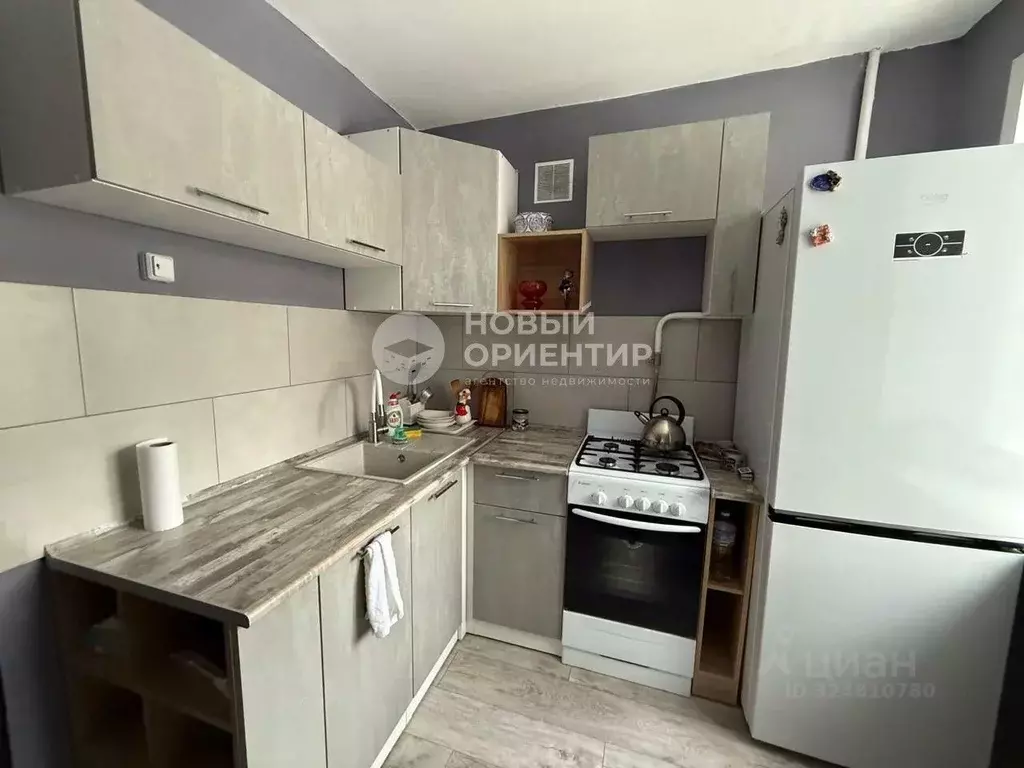 2-к кв. Свердловская область, Екатеринбург ул. Восточная, 24 (42.6 м) - Фото 1