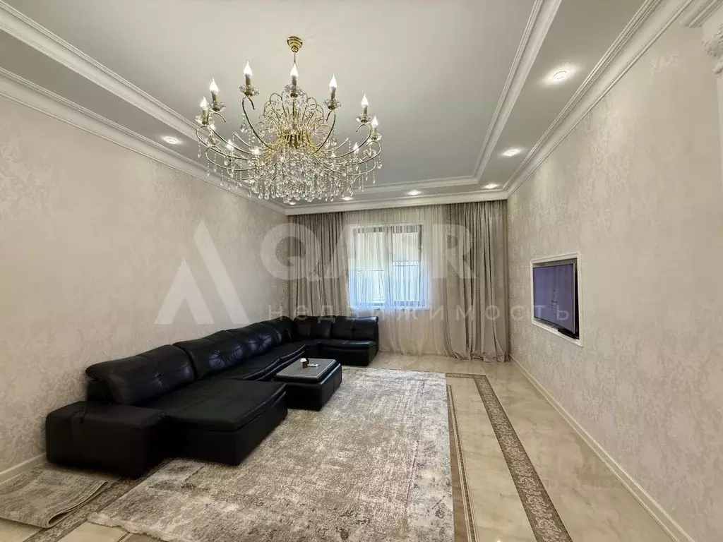 Дом в Дагестан, Махачкала ул. Декоративная, 63 (280 м) - Фото 1