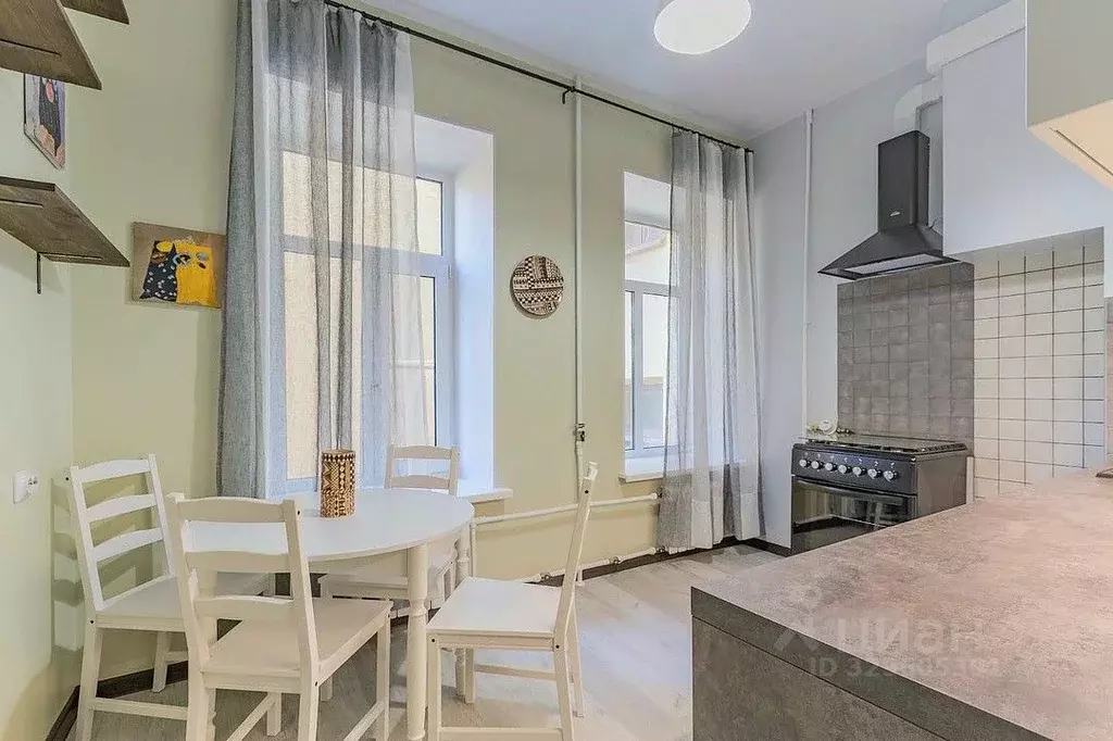 3-к кв. Санкт-Петербург 9-я Васильевского острова линия, 48 (90.0 м) - Фото 2