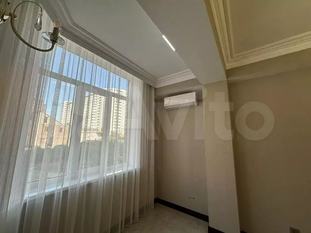 2-к. квартира, 92 м, 1/6 эт. - Фото 1