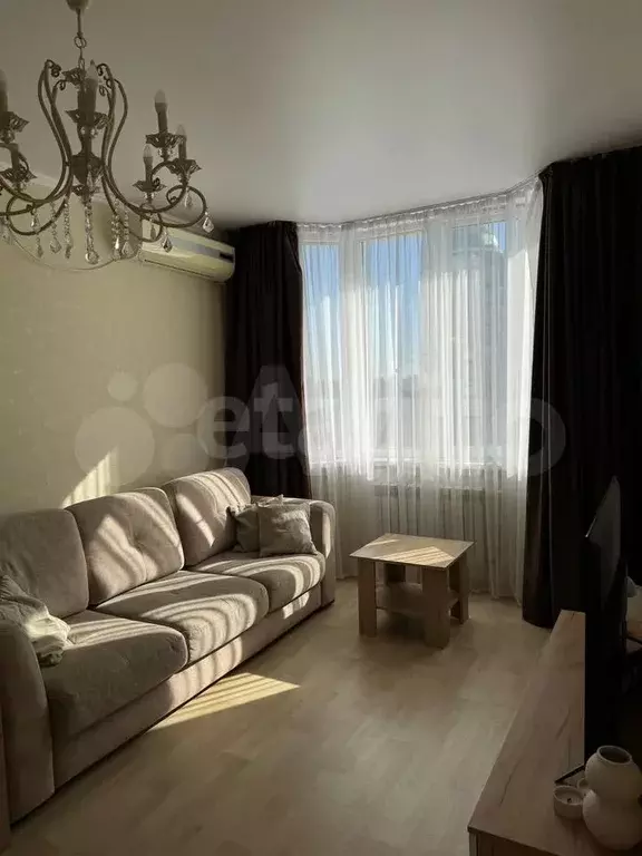 1-к. квартира, 39,8 м, 13/18 эт. - Фото 0