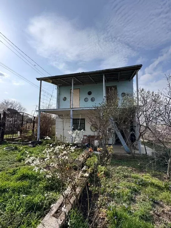 Дом в Крым, Феодосия городской округ, Буревестник дп ул. Сливовая (55 ... - Фото 0