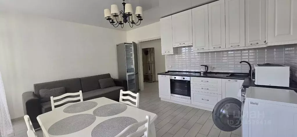 2-к кв. Тюменская область, Тюмень ул. Карла Маркса, 8 (65.0 м) - Фото 2