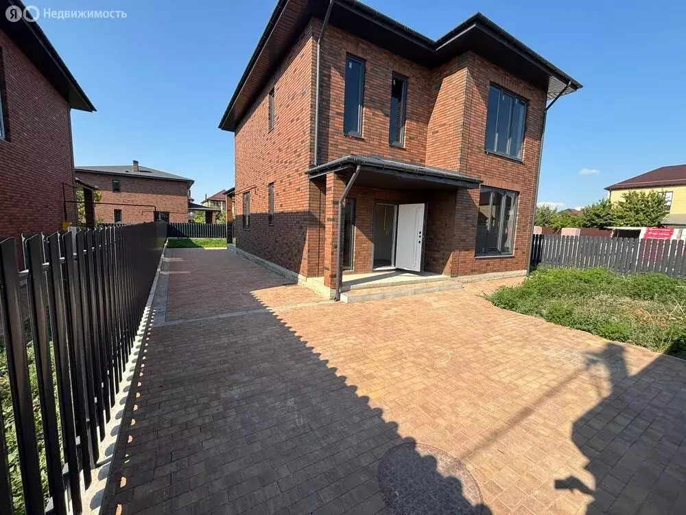 Дом в Анапская, Приморская улица (180 м) - Фото 0