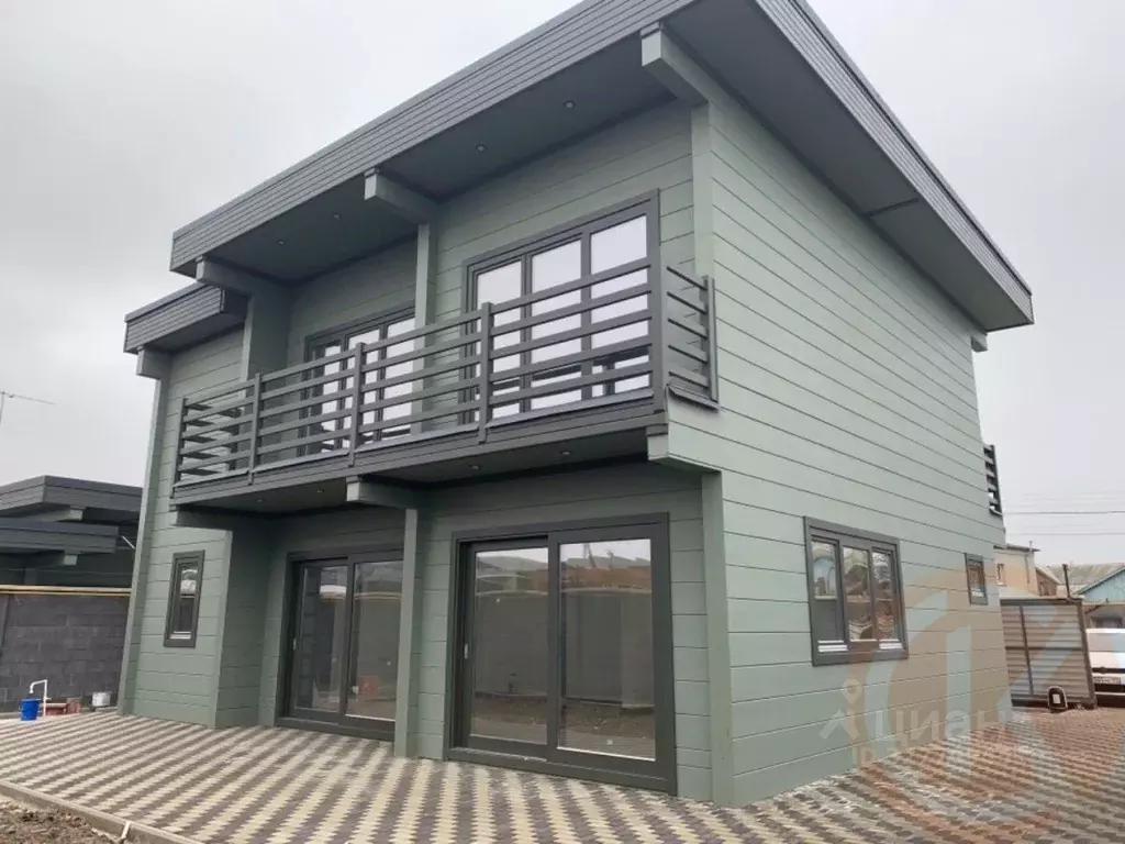 Дом в Крым, Евпатория городской округ, Заозерное пгт ул. Чкалова (203 ... - Фото 1