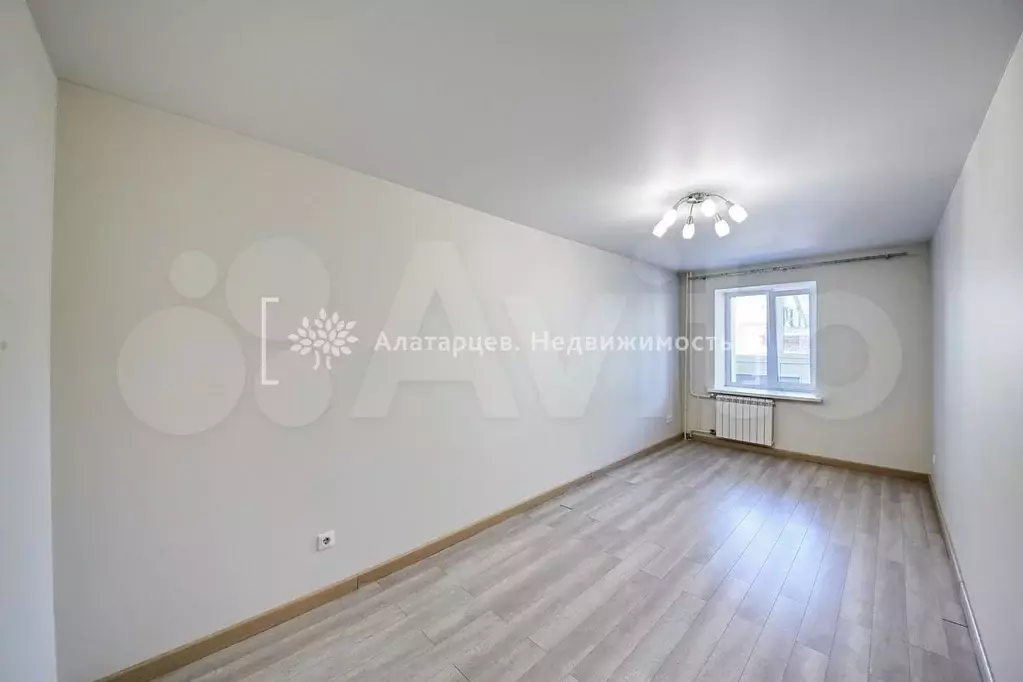 3-к. квартира, 90 м, 2/7 эт. - Фото 1