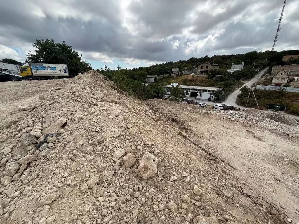 Участок в Севастополь ул. Редутная, 38 (10.0 сот.) - Фото 1