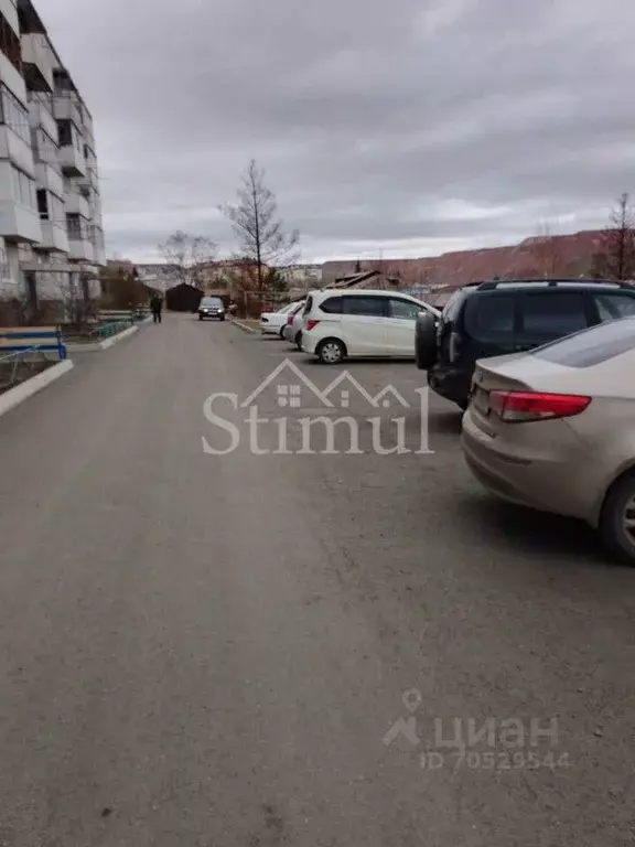 2-к кв. Хакасия, Сорск Усть-Абаканский район, ул. 50 лет Октября, 70Б ... - Фото 0