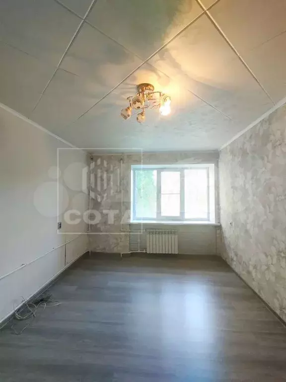 Комната 17,5 м в 8-к., 2/9 эт. - Фото 1
