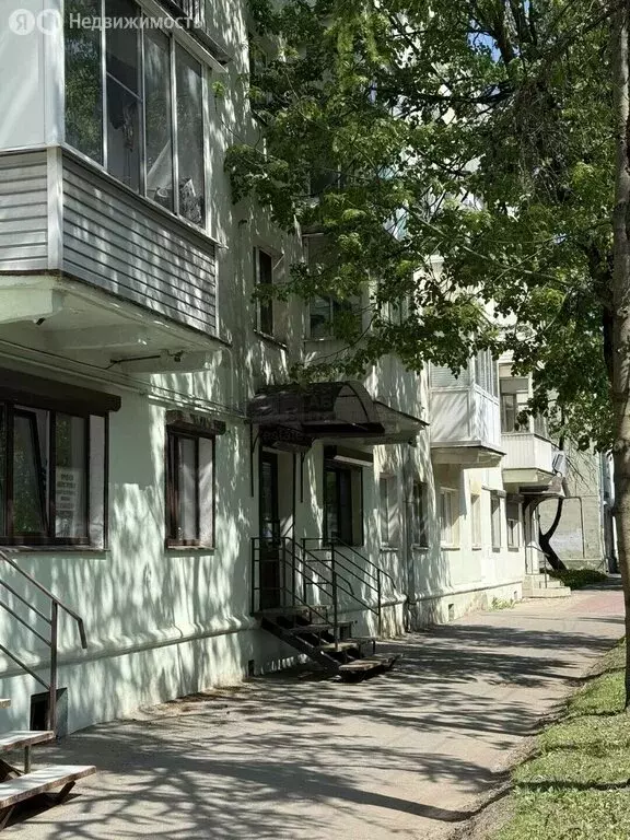 3-комнатная квартира: Великий Новгород, район Софийская сторона, ... - Фото 1