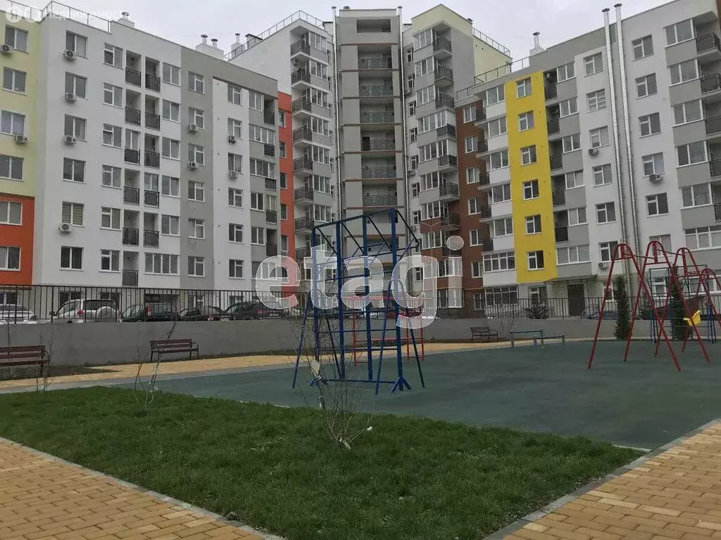 1-комнатная квартира: Симферополь, улица Батурина, 91 (37 м) - Фото 0