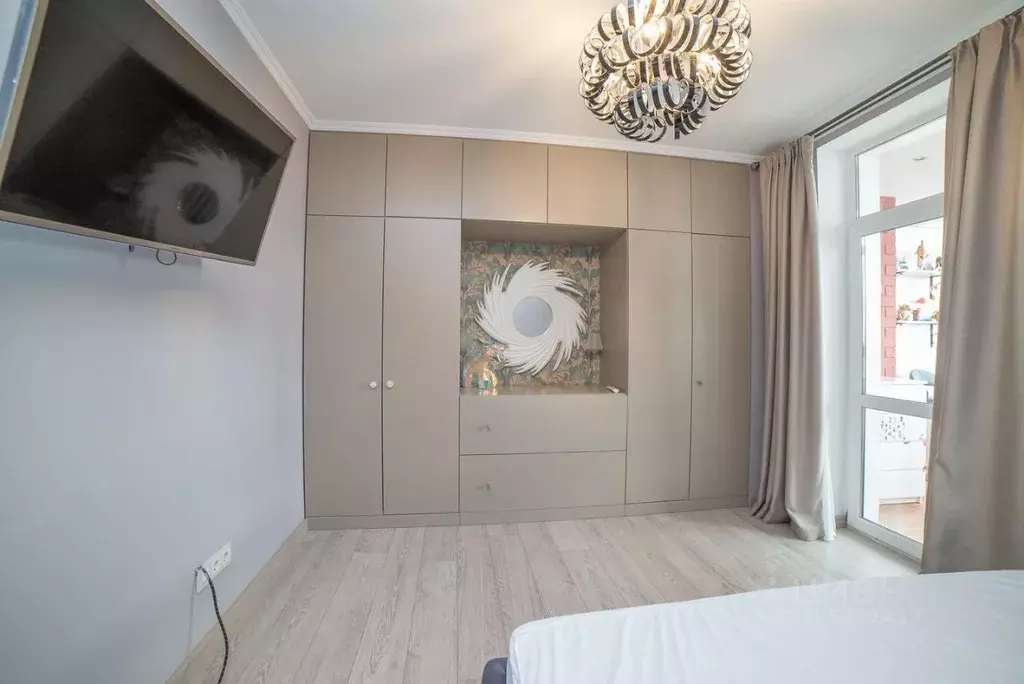 2-к кв. Свердловская область, Екатеринбург ул. Вилонова, 8 (63.0 м) - Фото 1