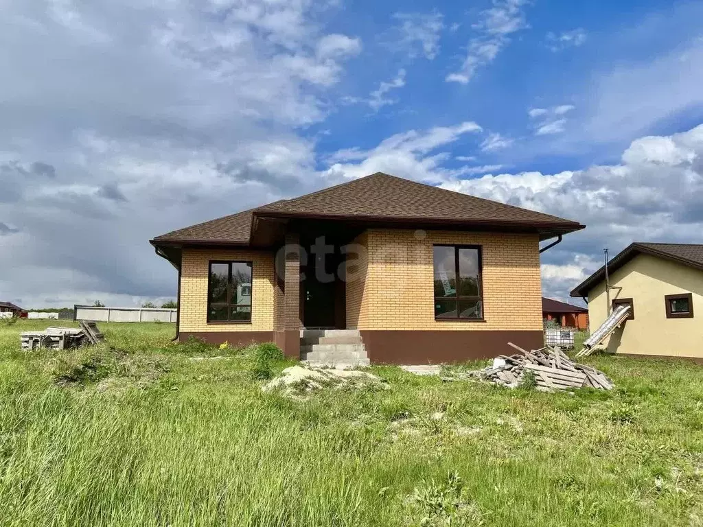 Дом в Белгородская область, Строитель Яковлевский городской округ, ул. ... - Фото 2