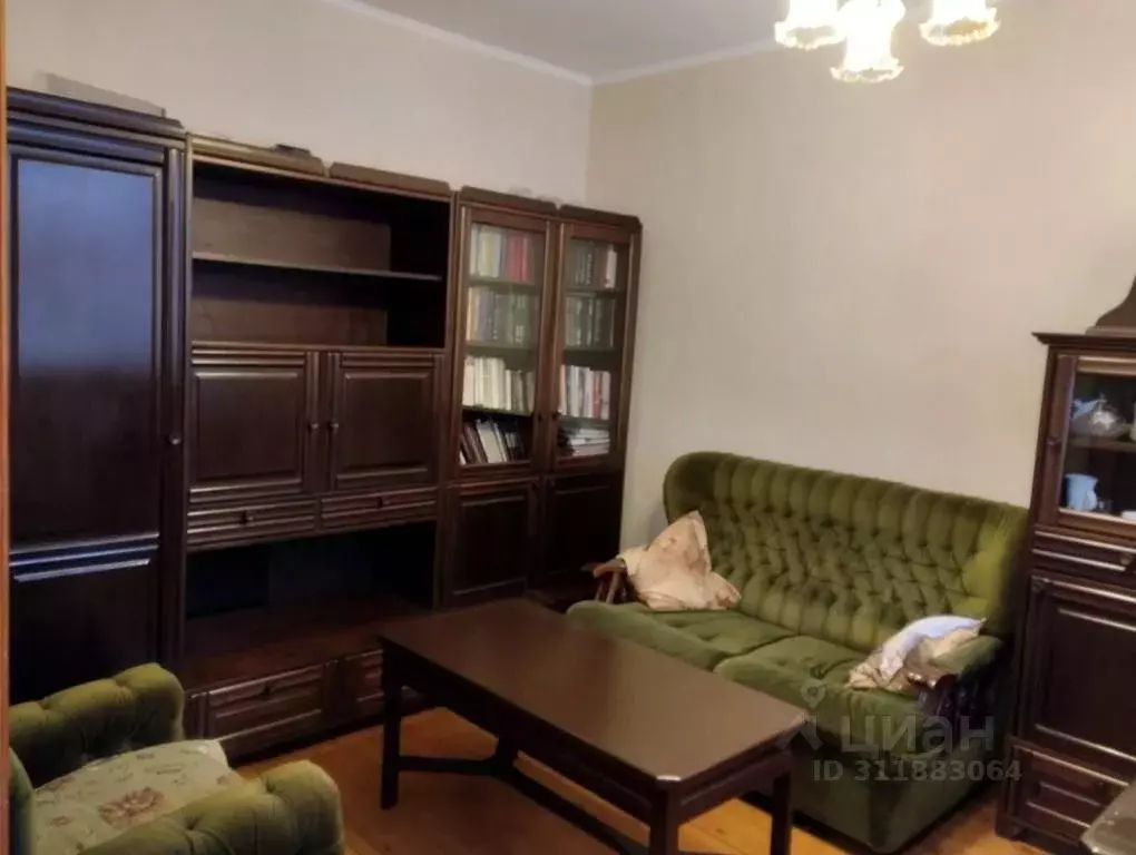 1-к кв. Оренбургская область, Оренбург пер. Каширина, 1А (60.0 м) - Фото 1