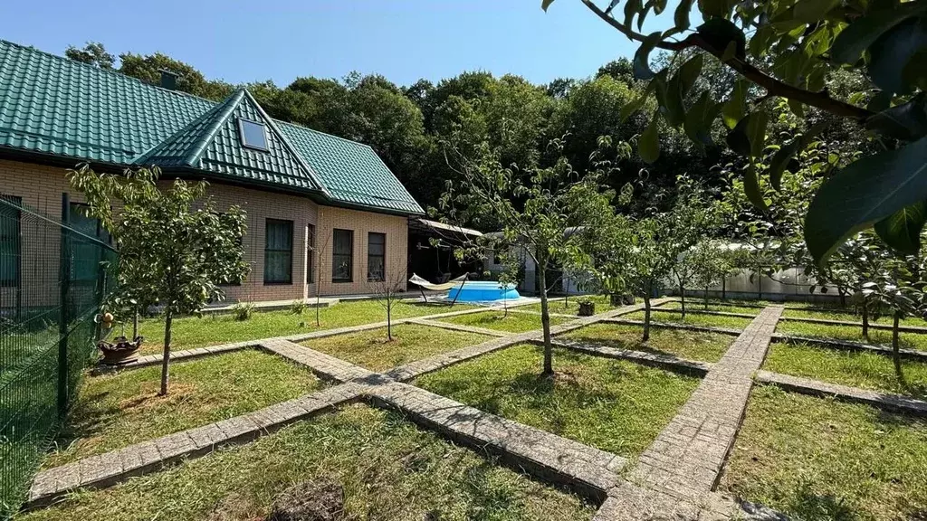Дом в Краснодарский край, Горячий Ключ Школьная ул. (170 м) - Фото 2