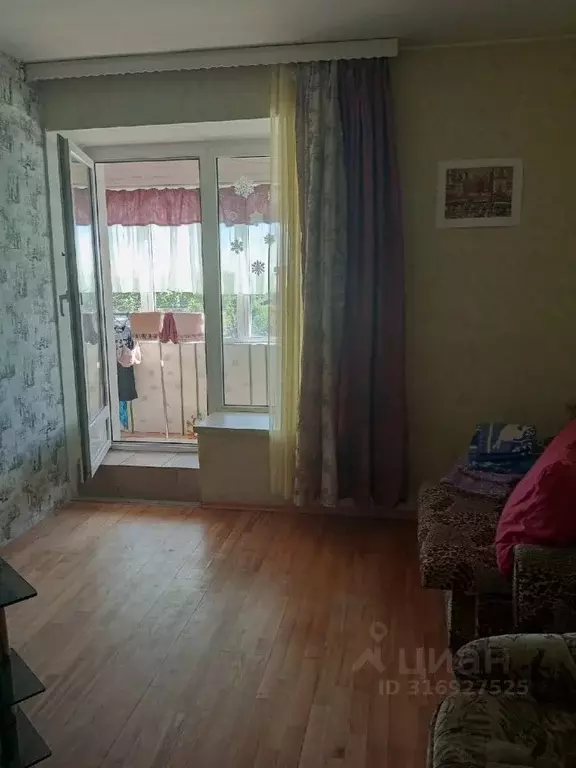 Комната Ленинградская область, Гатчина ул. Рощинская, 19 (10.0 м) - Фото 1